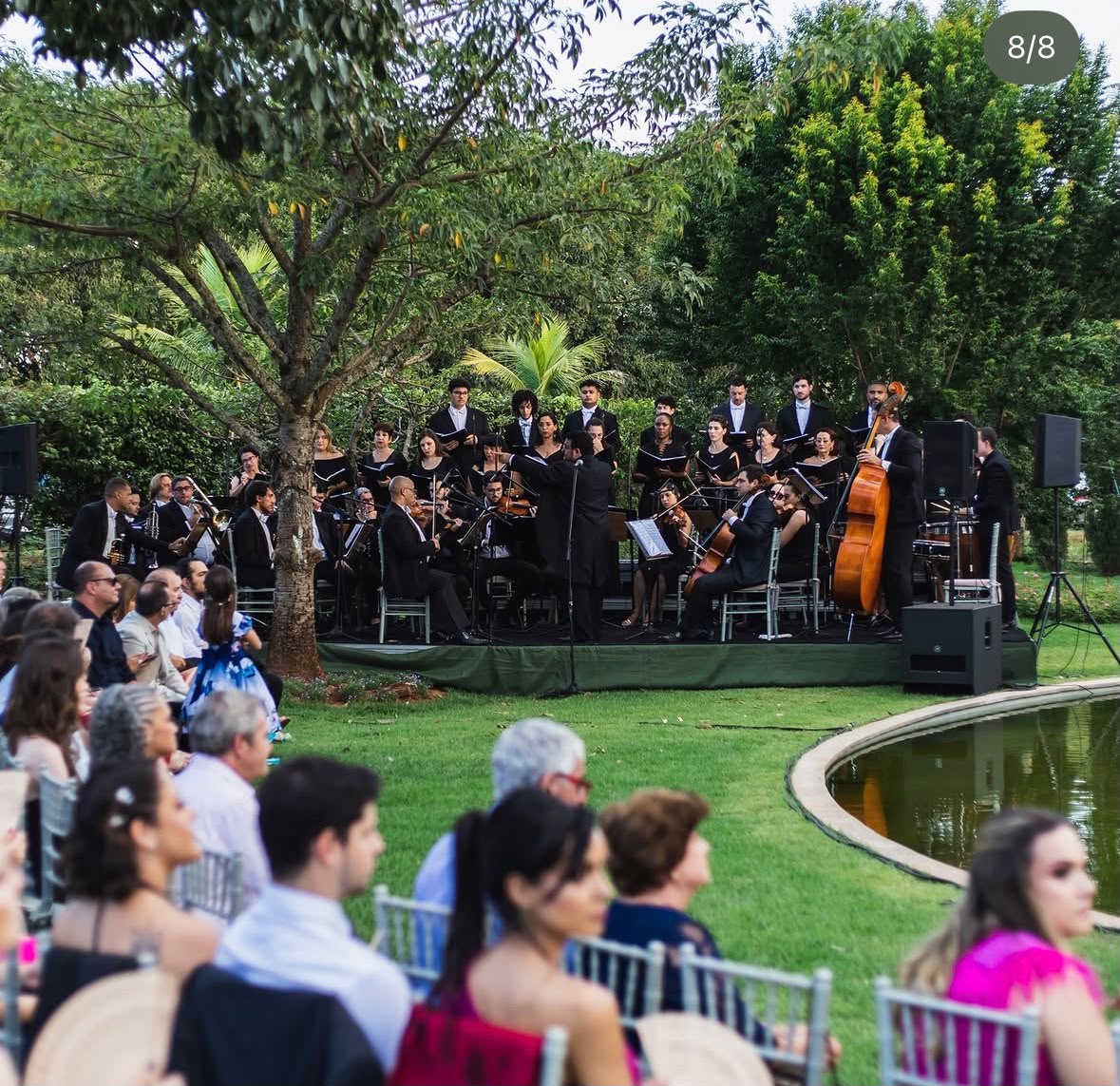 Detalhe da orquestra em casamento ao ar livre